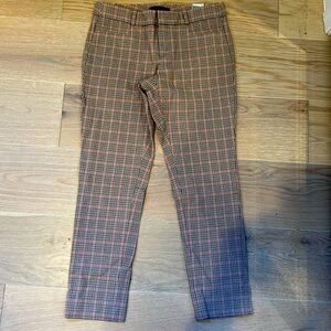 Mint Condition!! Red, brown and tan plaid pants from Banana Republic! Size 2!!